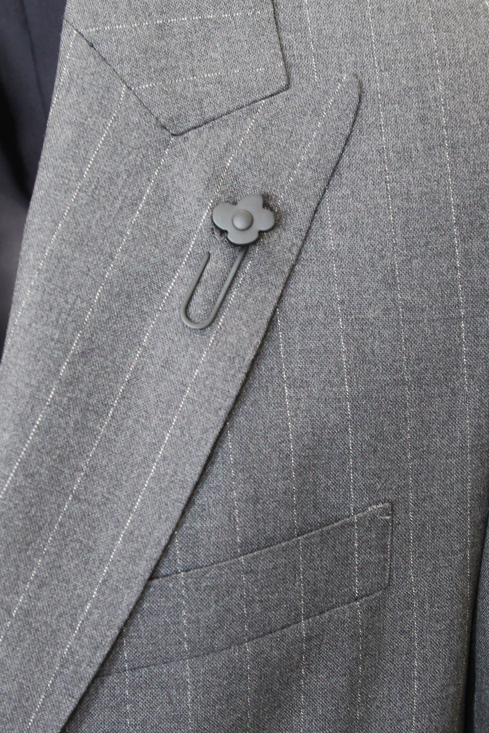 LARDINI Abito gessato in fresco lana LARDINI