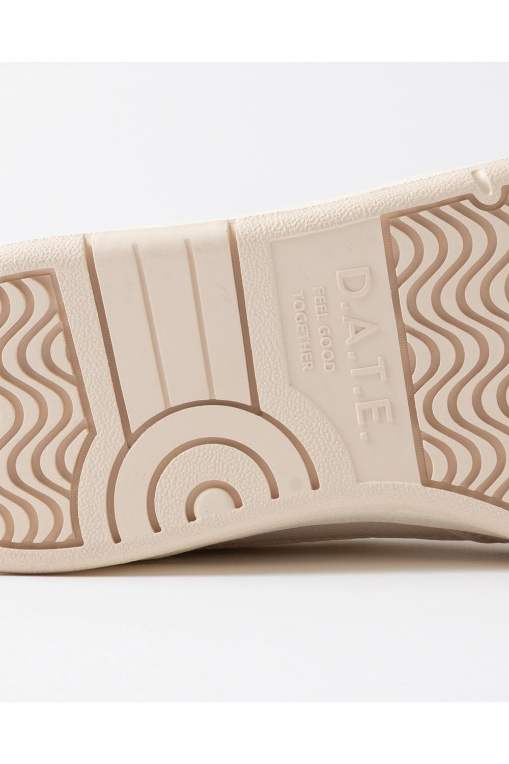 D.A.T.E. Sneakers Court 2.0 Vintage in bianco e leopardato
