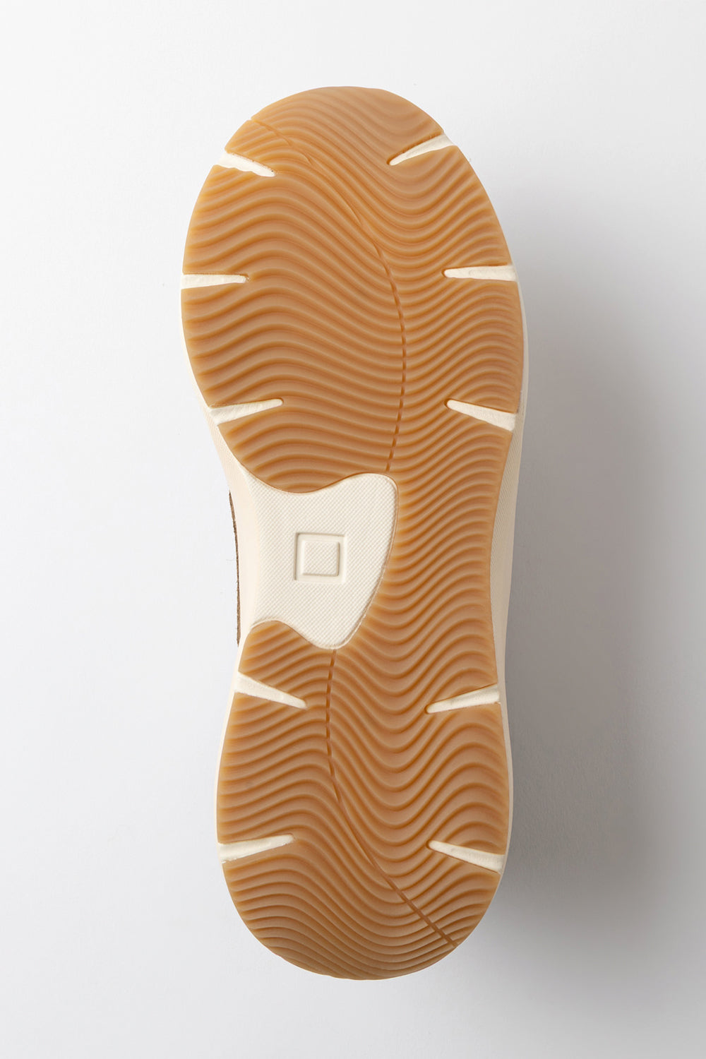 D.A.T.E. Sneakers Musa Mono in taupe