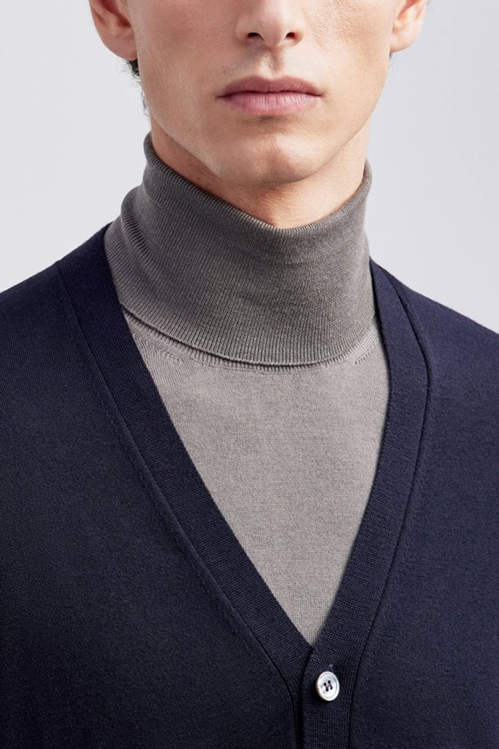 FILIPPO DE LAURENTIIS Cardigan in lana merino Uncategorized FILIPPO DE LAURENTIIS