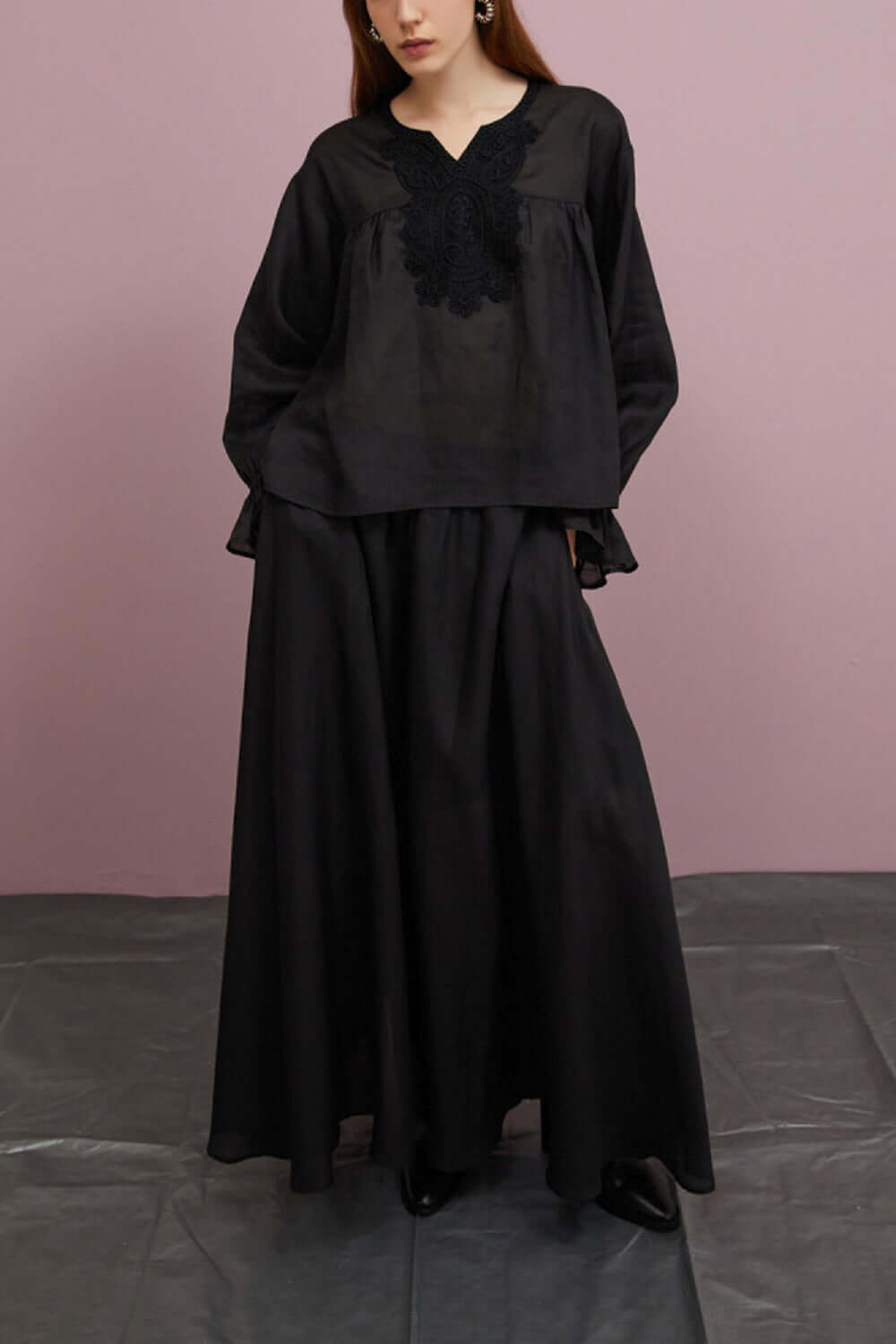 ISABELLE BLANCHE Blusa in lino con collo ricamato