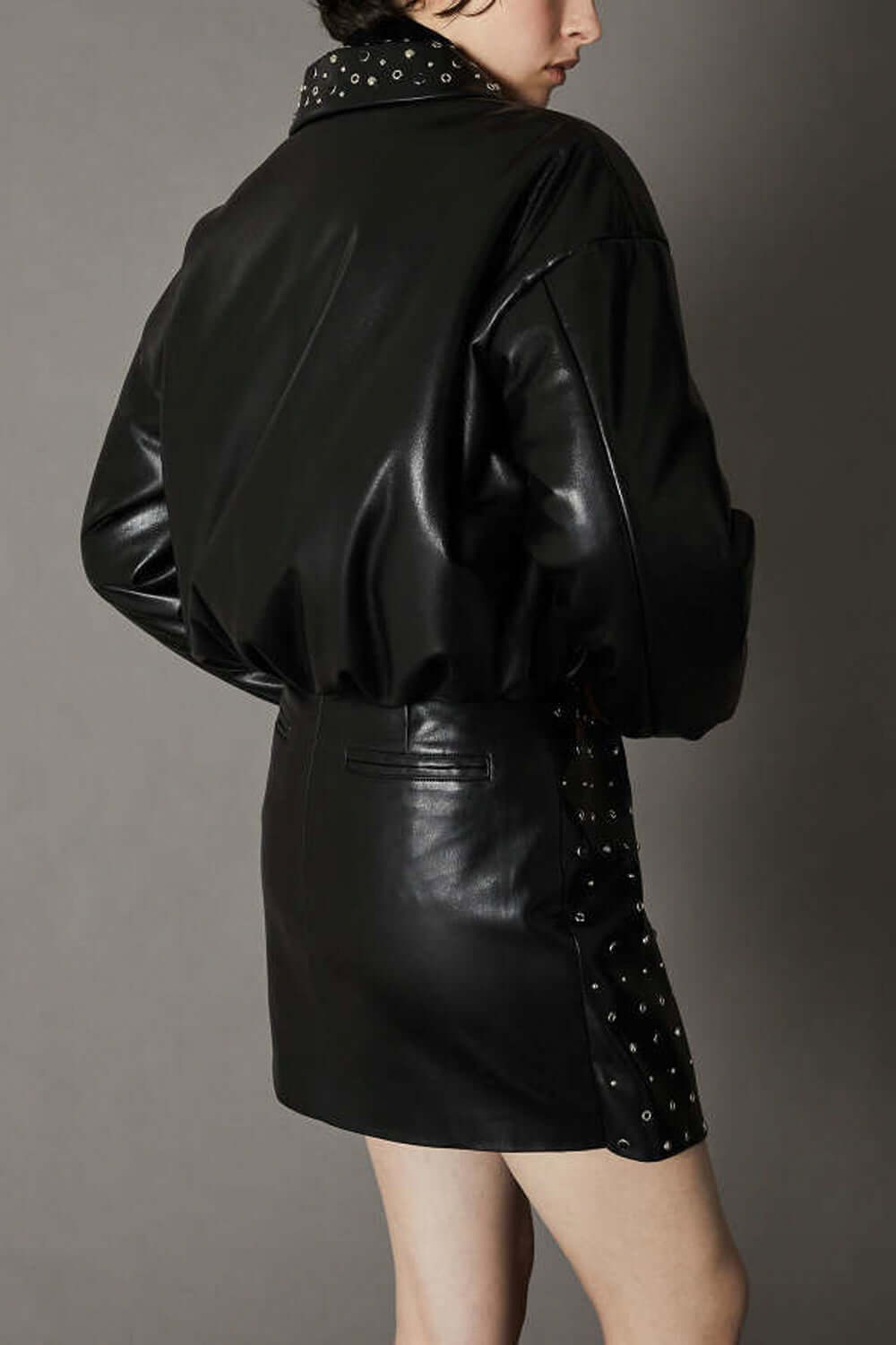 ISABELLE BLANCHE Bomber in ecopelle con borchie Uncategorized ISABELLE BLANCHE