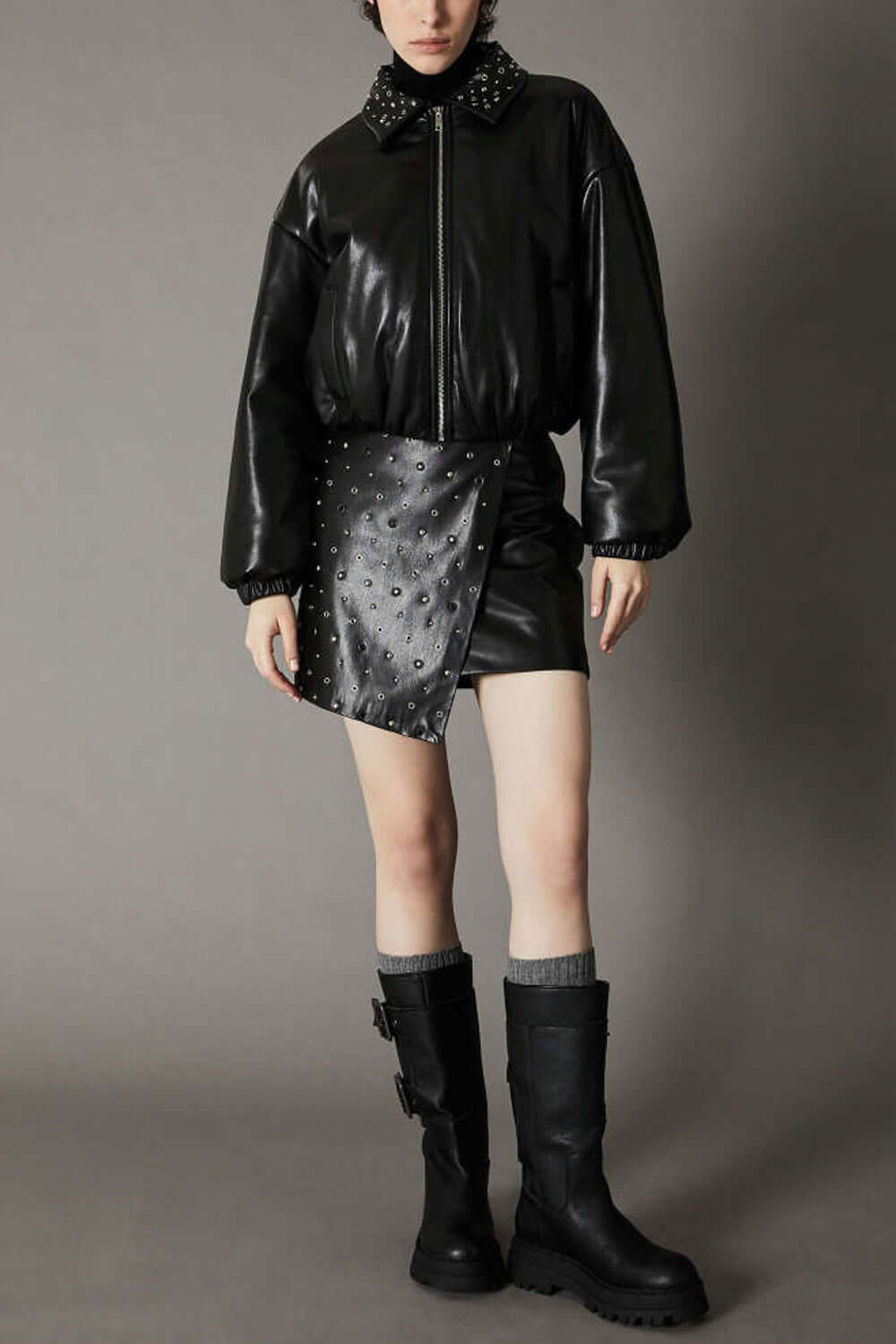 ISABELLE BLANCHE Bomber in ecopelle con borchie Uncategorized ISABELLE BLANCHE