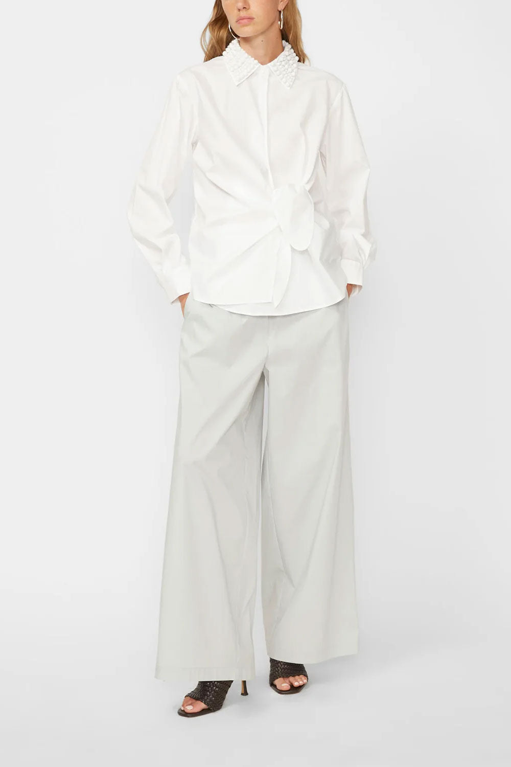 ISABELLE BLANCHE Camicia con nodo e colletto in perle