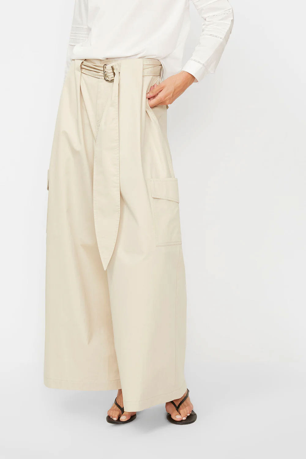 ISABELLE BLANCHE Pantalone Cargo con cintura