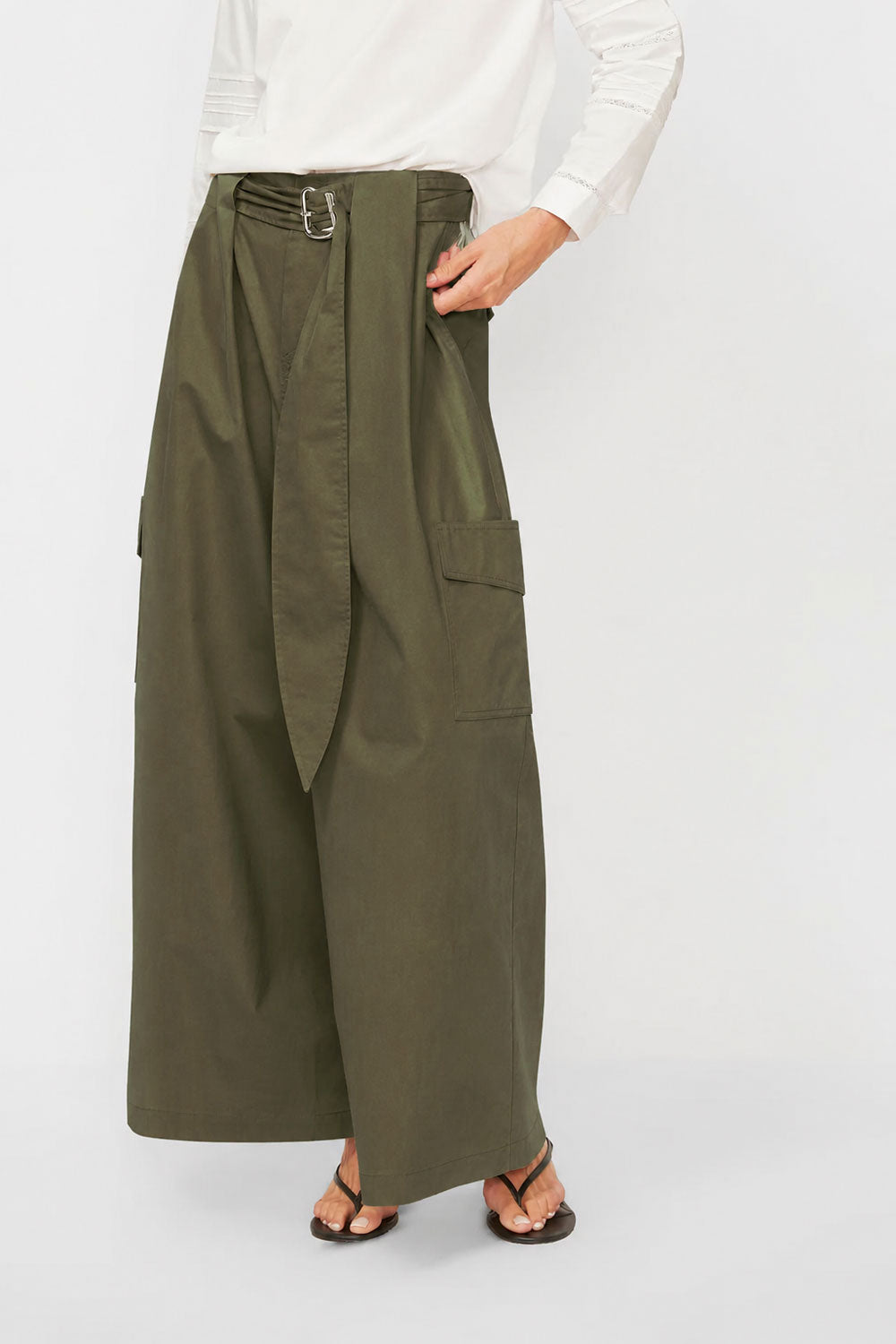 ISABELLE BLANCHE Pantalone Cargo con cintura