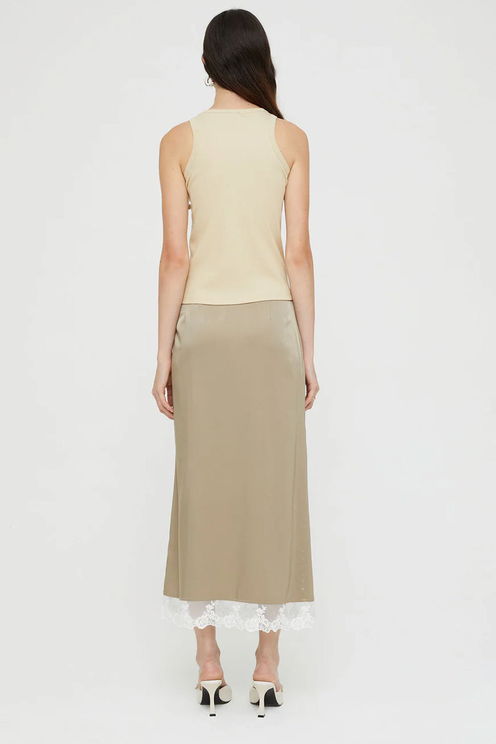 ISABELLE BLANCHE Top a coste con applicazioni