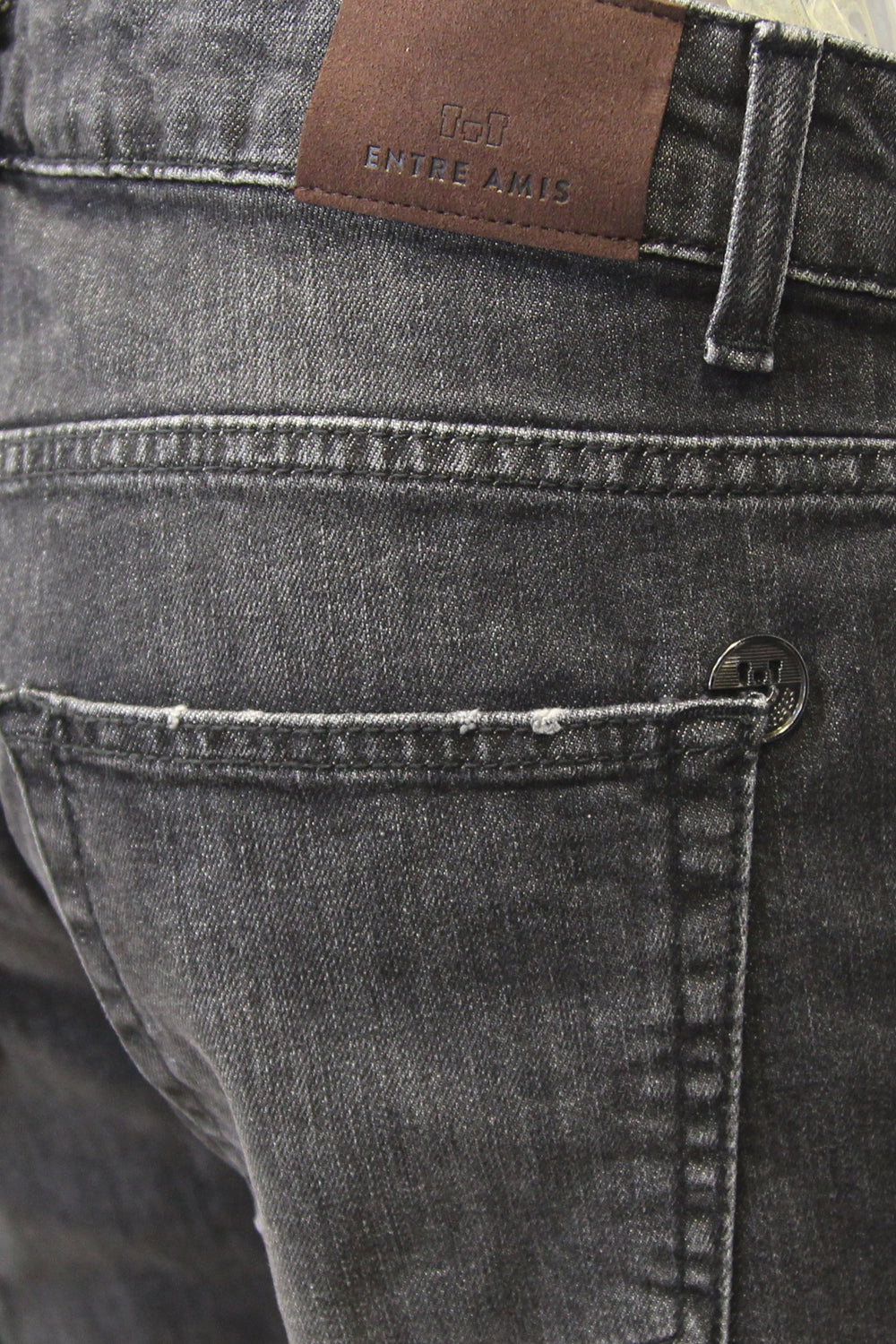 ENTRE AMIS Jeans modello Capri