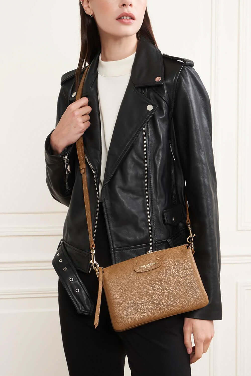 LANCASTER Borsa Pouch Dune media Uncategorized LANCASTER