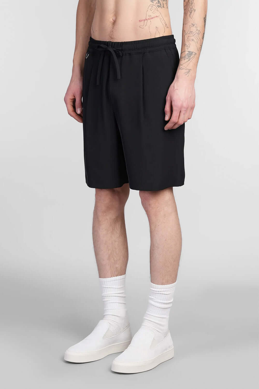 LOW BRAND Bermuda con pences Uncategorized LOW BRAND