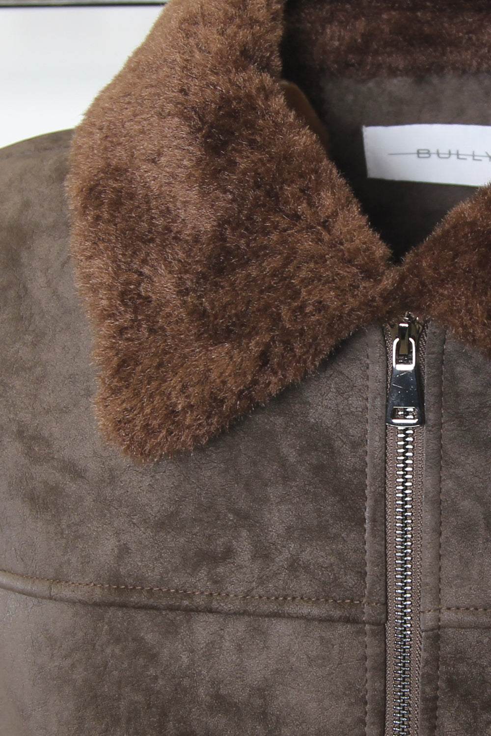 BULLY Montone in nabuck