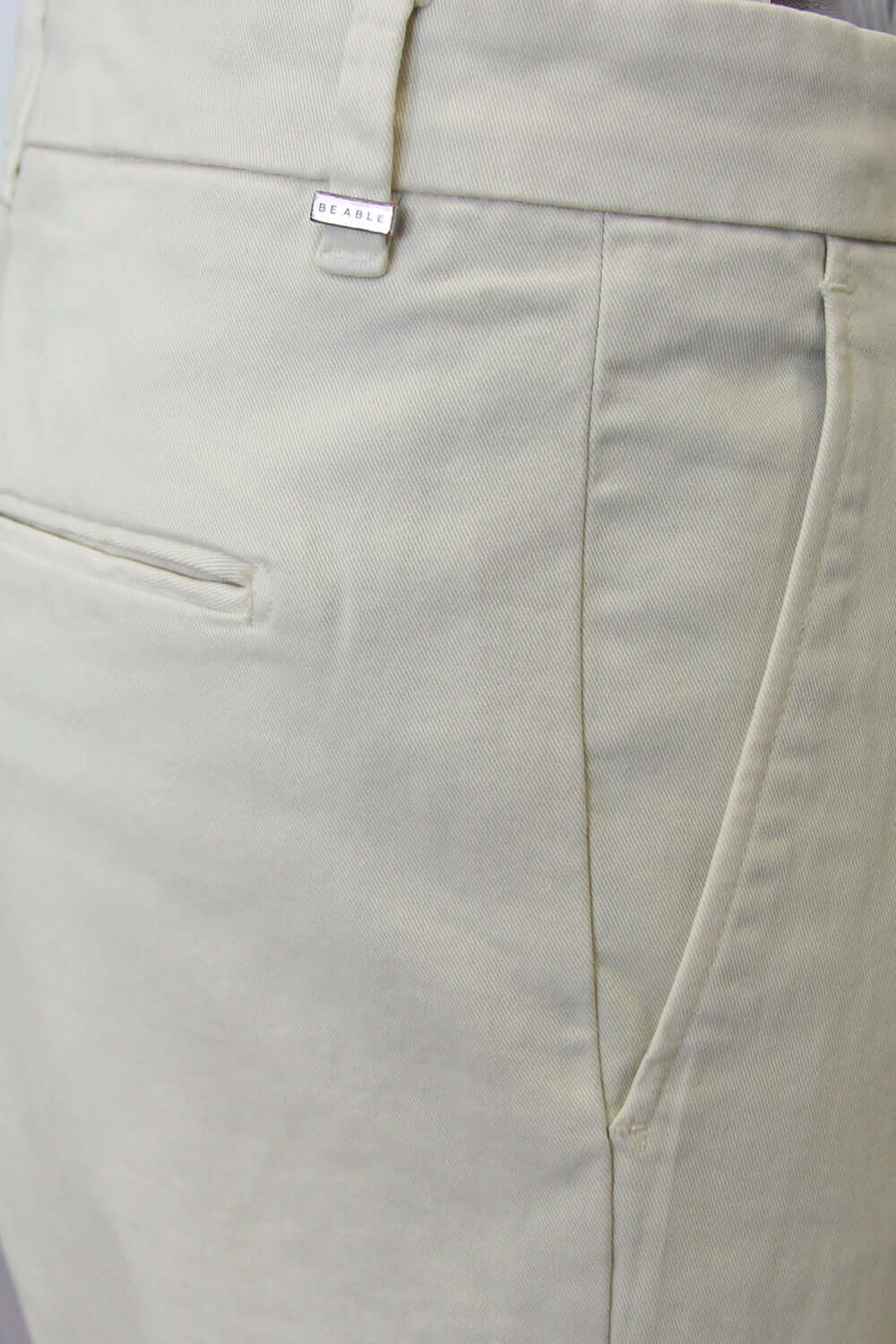 BE ABLE Pantalone con pences in cotone Uncategorized BE ABLE