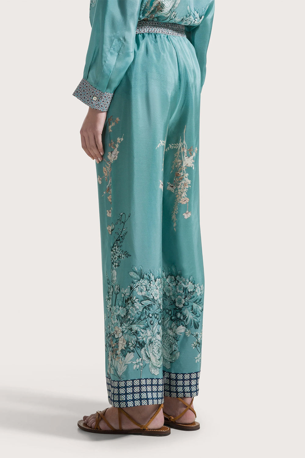 SEVENTY Pantalone ampio in seta stampata