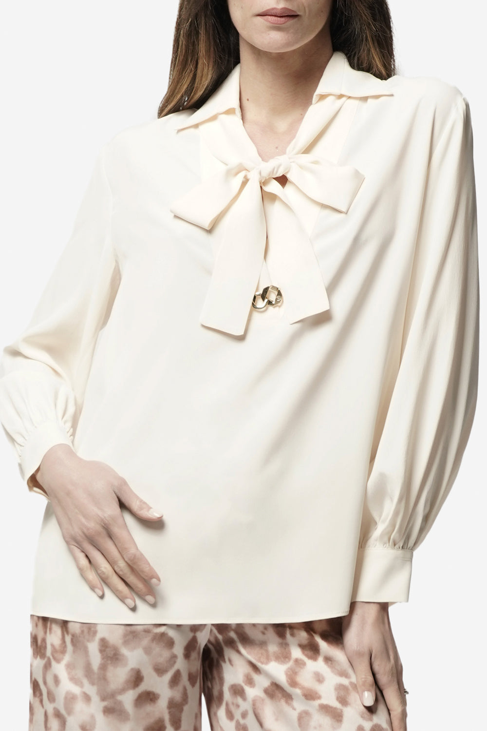 SIMONA CORSELLINI Camicia in misto seta con fiocco SIMONA CORSELLINI