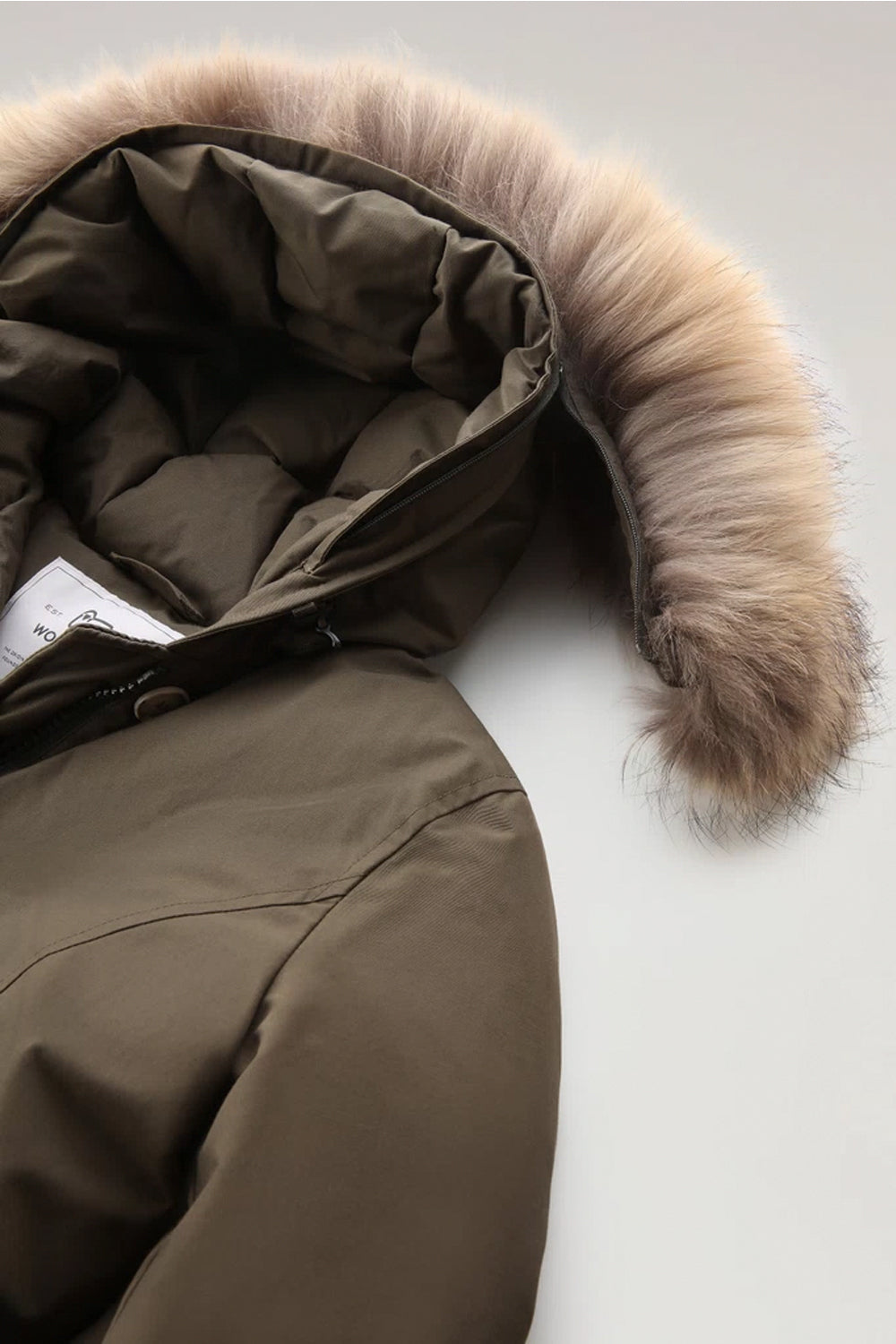 WOOLRICH Arctic Parka in Ramar Cloth con pelliccia