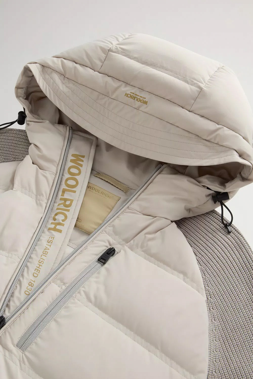 WOOLRICH Giacca ibrida in nylon elasticizzato con finitura opaca