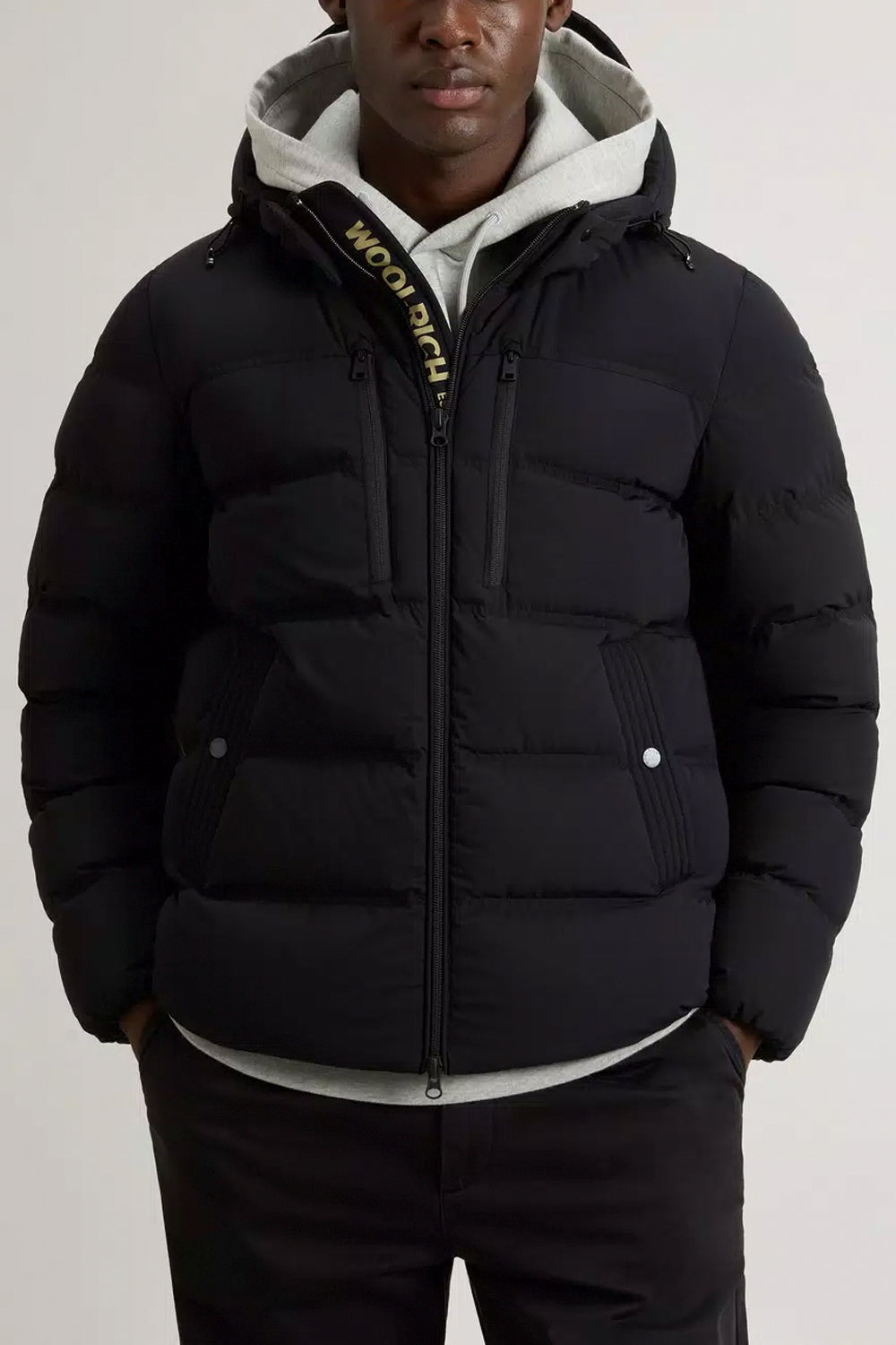 WOOLRICH Piumino in nylon elasticizzato con finitura opaca