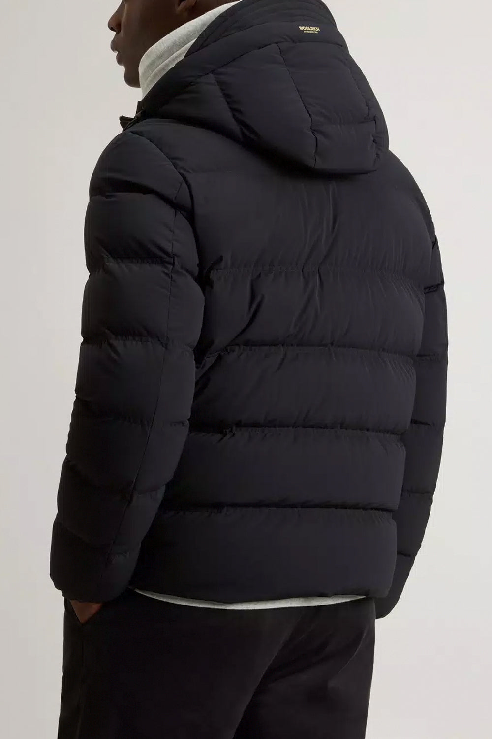 WOOLRICH Piumino in nylon elasticizzato con finitura opaca