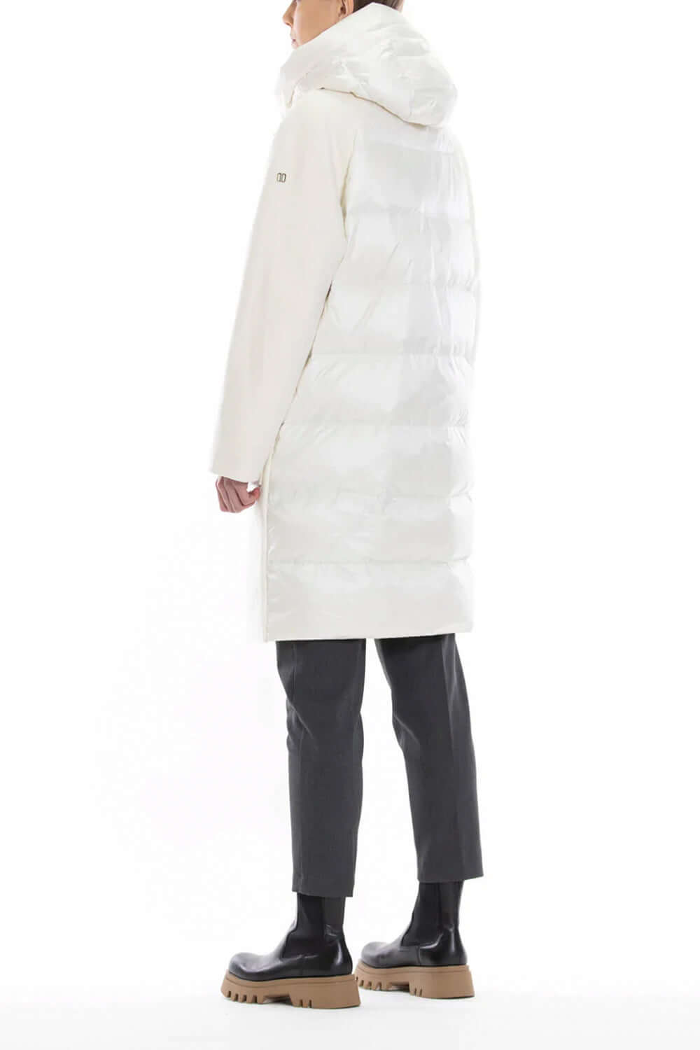 DUNO Giubbotti e pelle Coats & Jackets DUNO