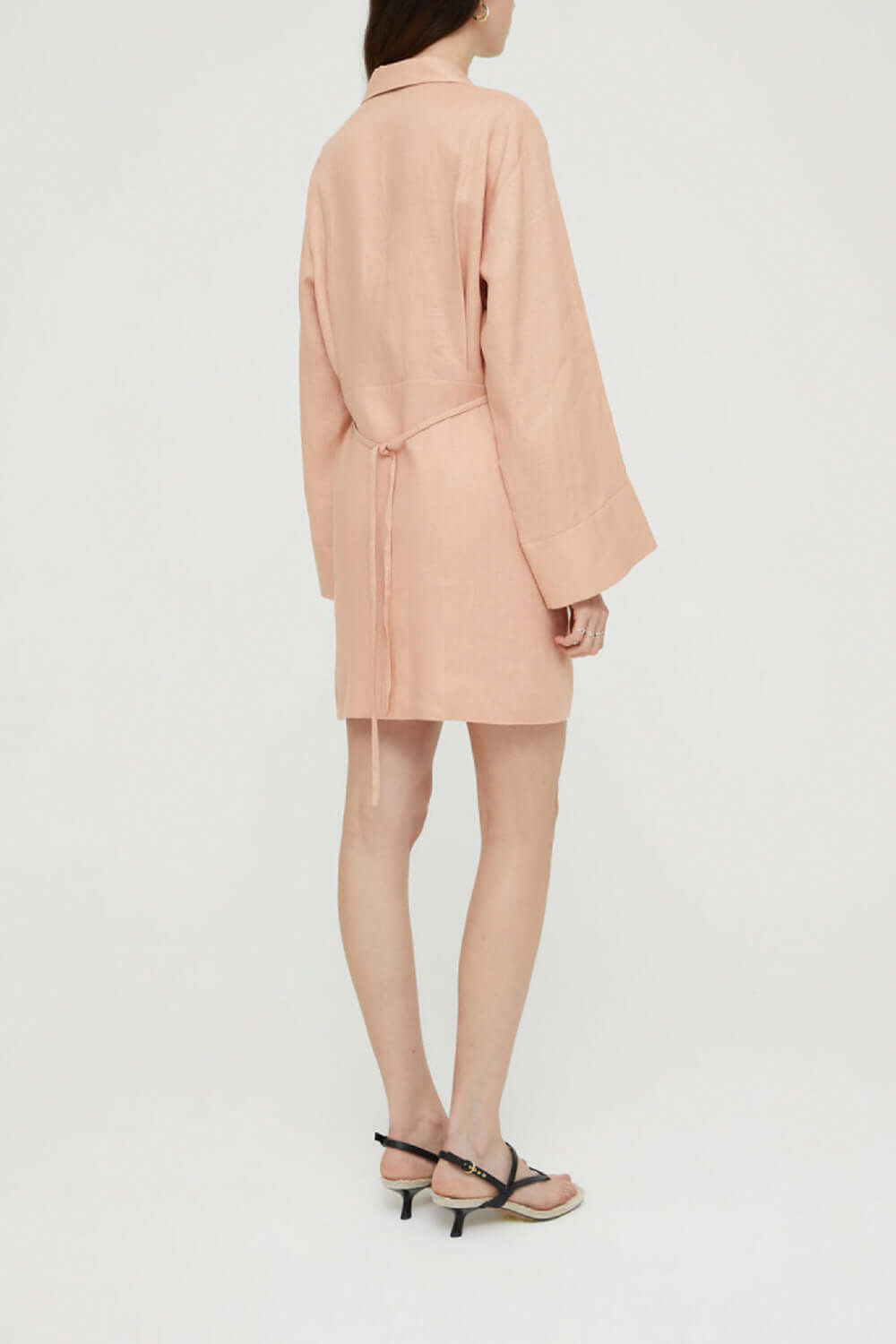 ISABELLE BLANCHE Abito in lino con dettaglio sangallo Uncategorized ISABELLE BLANCHE