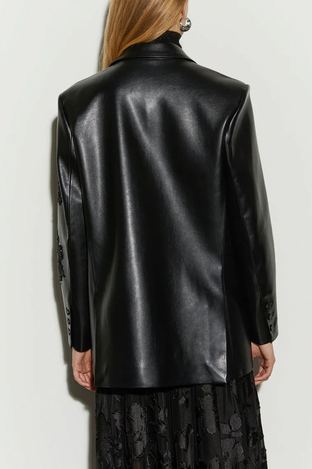 ISABELLE BLANCHE Blazer in similpelle con ricami perline