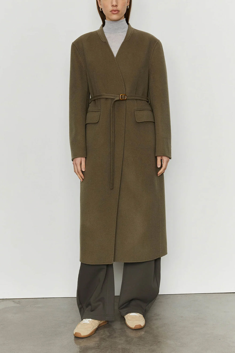 ISABELLE BLANCHE Cappotto lungo senza collo con cintura