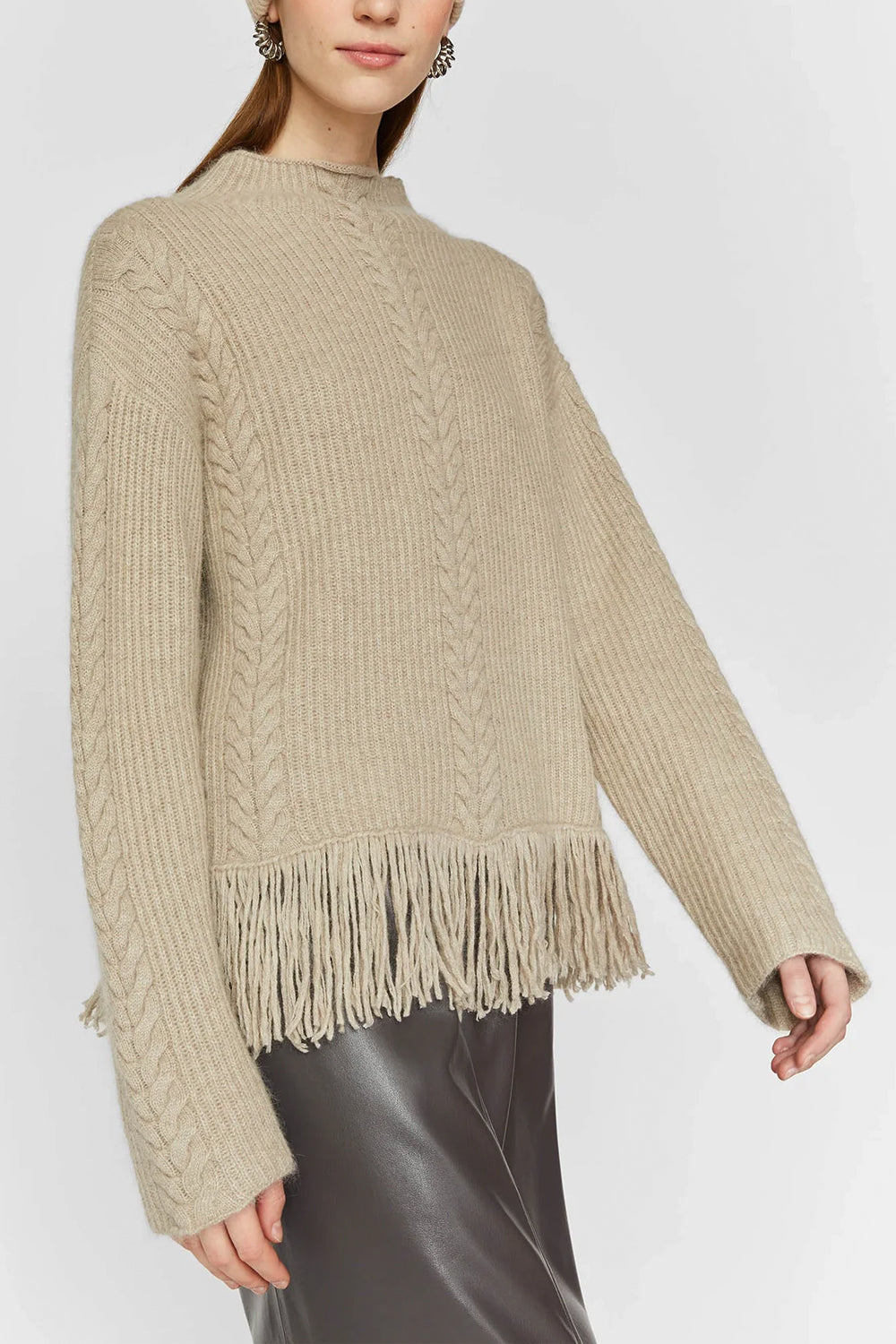 ISABELLE BLANCHE Maglia in misto lana con frange