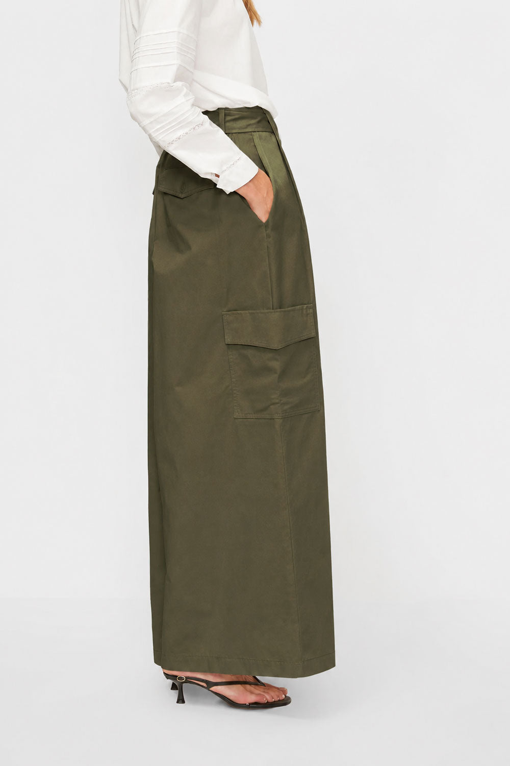 ISABELLE BLANCHE Pantalone Cargo con cintura