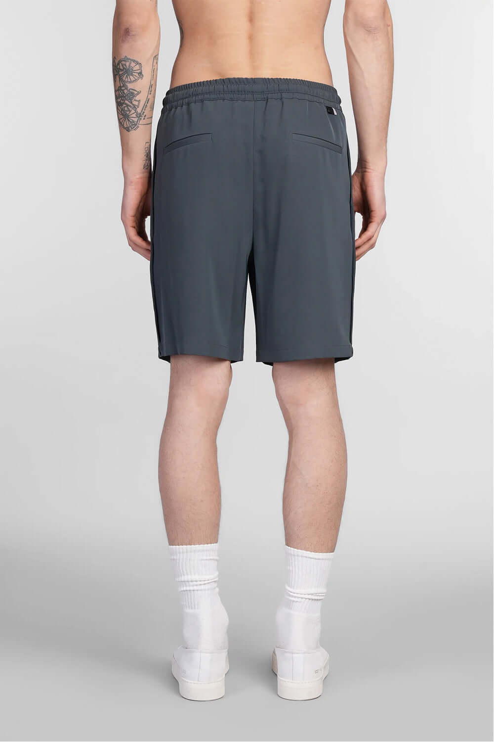 LOW BRAND Bermuda con pences Uncategorized LOW BRAND