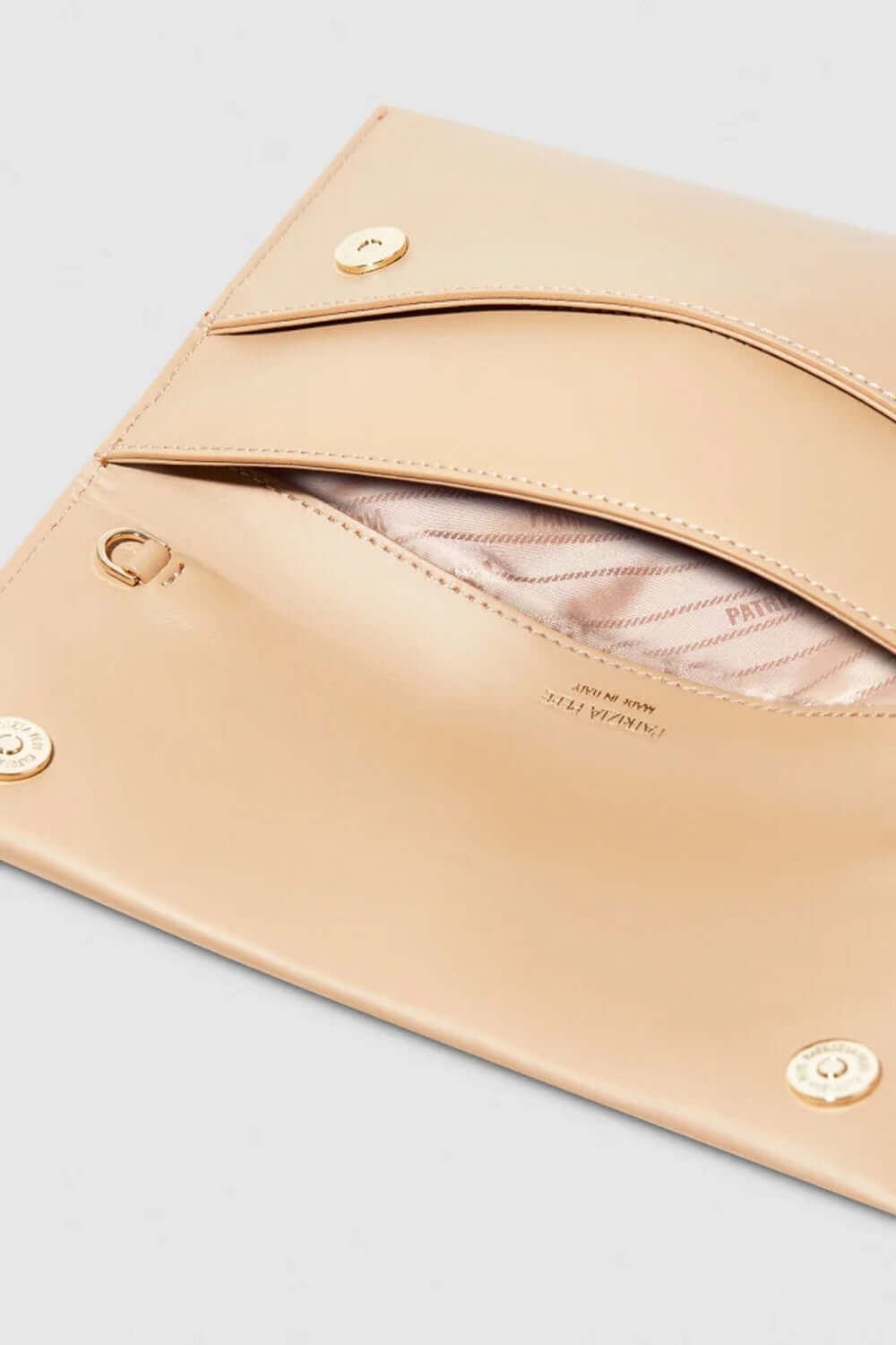 PATRIZIA PEPE Pochette Fly in pelle con catena