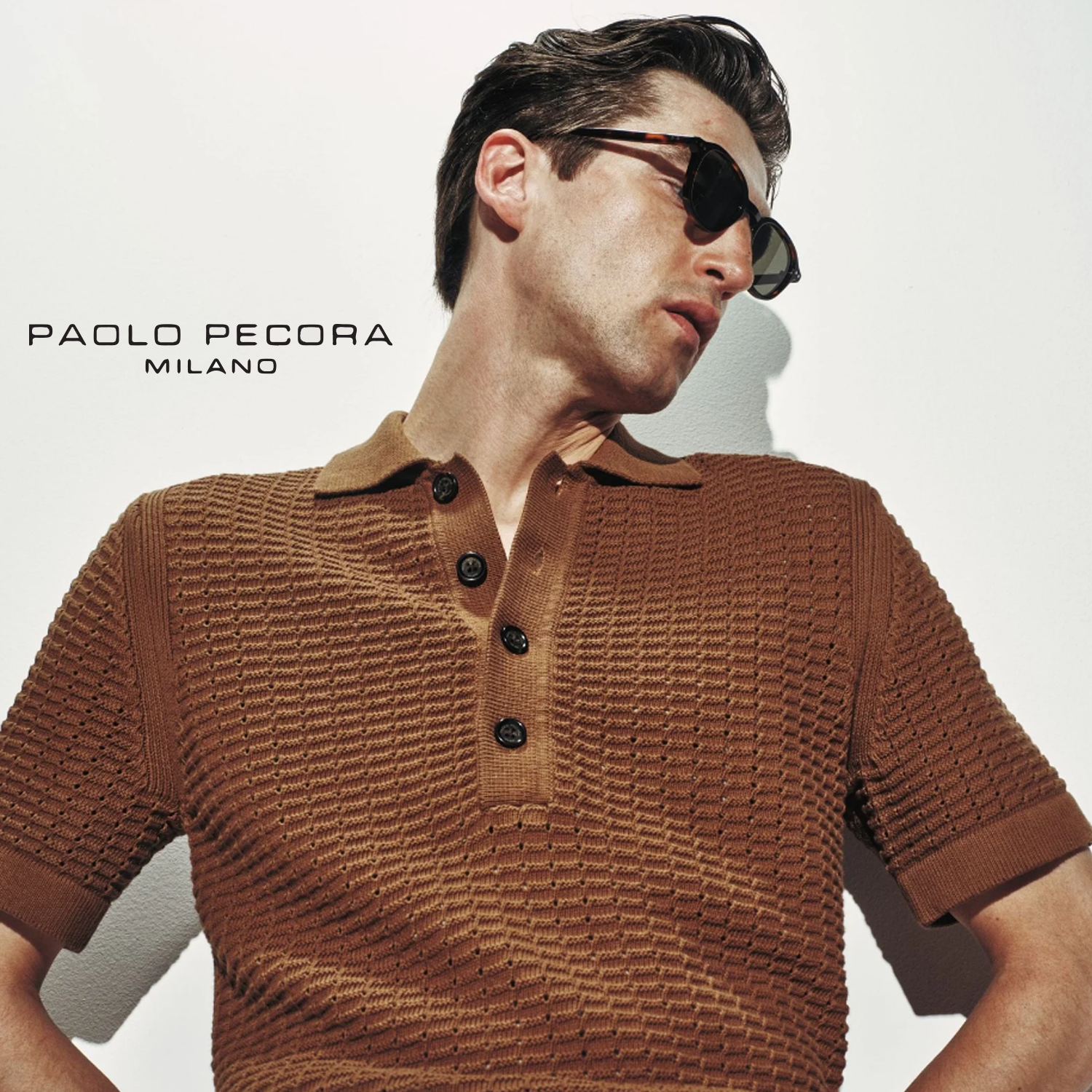 paolo pecora nei classici maglioni in lana merinos, jacquard , maglioni grossi ,cardigan over paolo pecora uomo