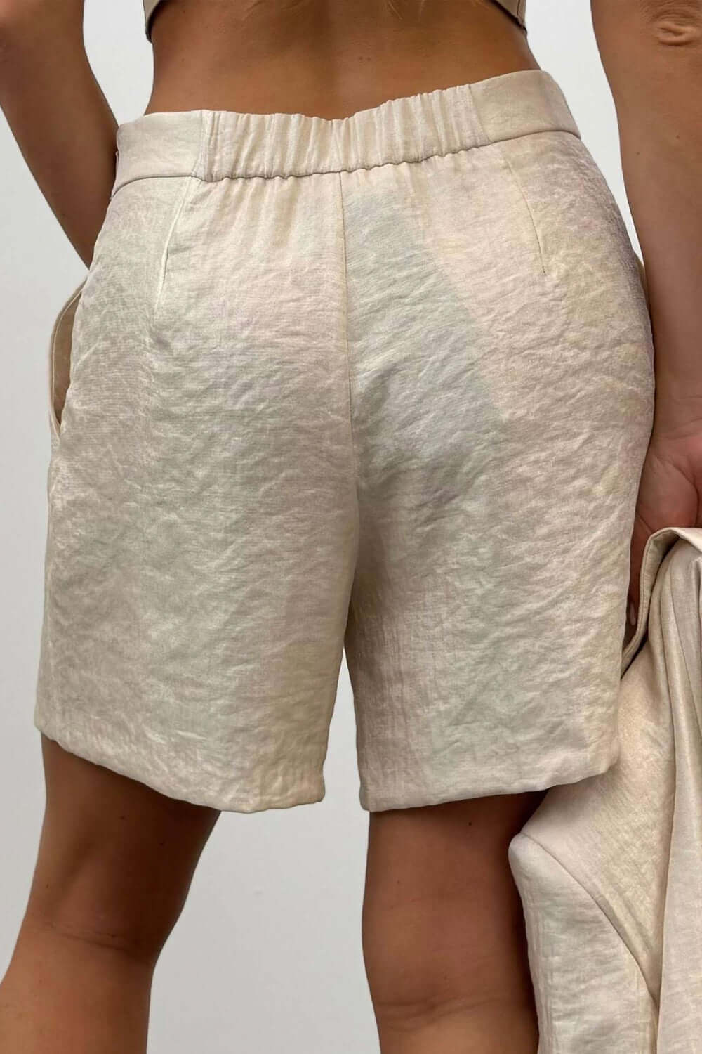 RAME Shorts strutturati in tessuto laminato Uncategorized RAME