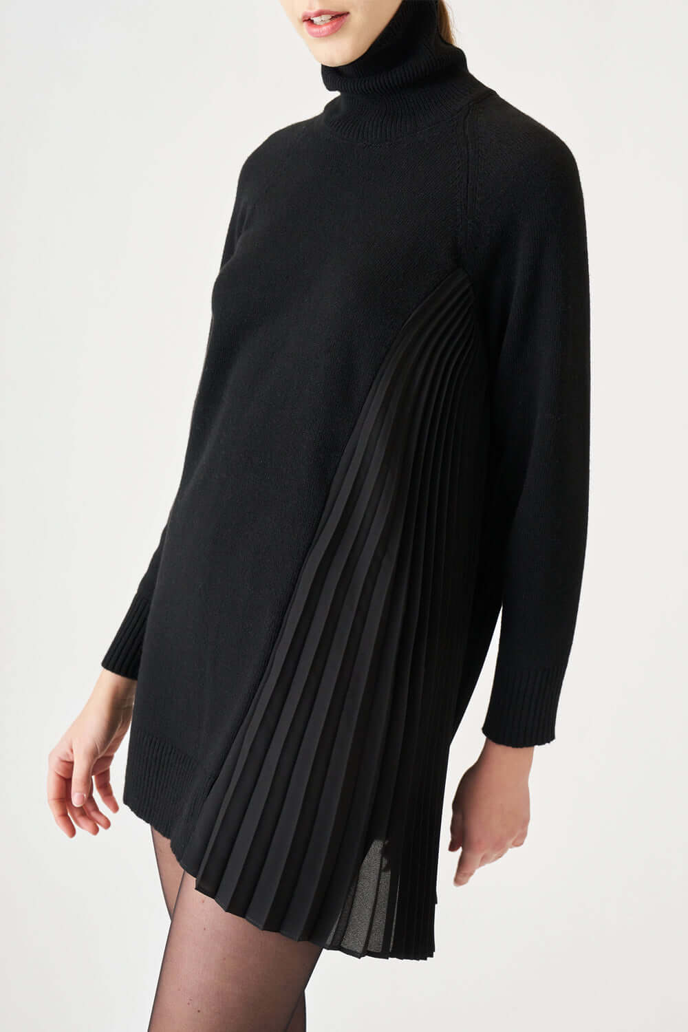 SUOLI Abito mini in maglia con tessuto plissè Uncategorized SUOLI